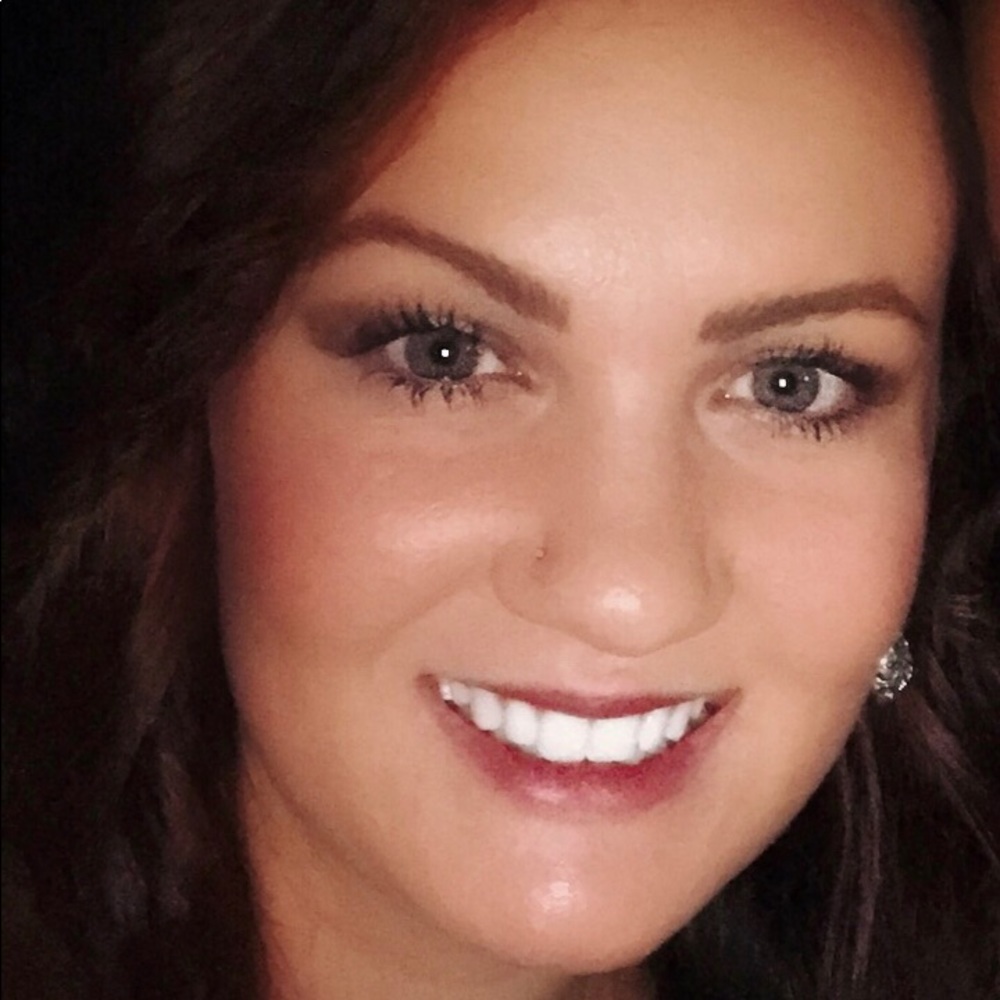 Meet your Posher, Cierra